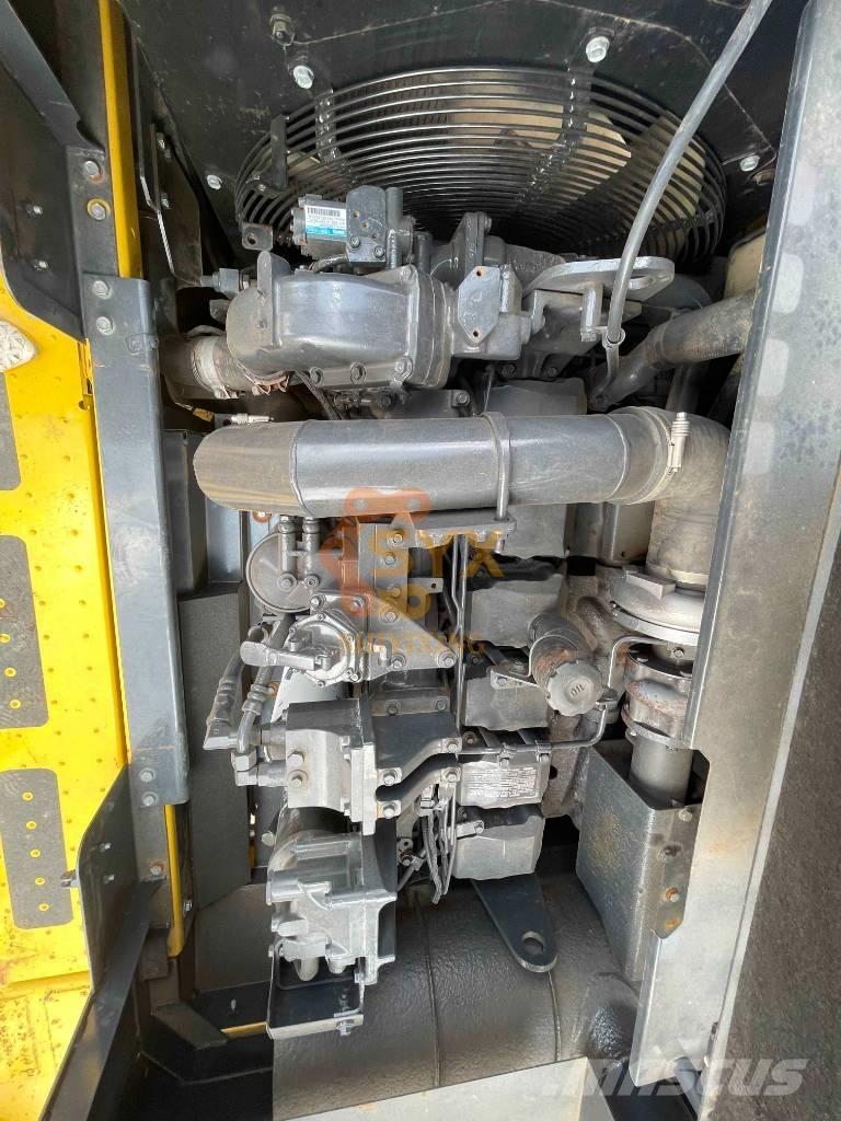 Komatsu PC 450-8 Гусеничні екскаватори