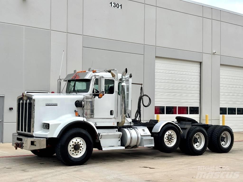 Kenworth T 800 Тягачі