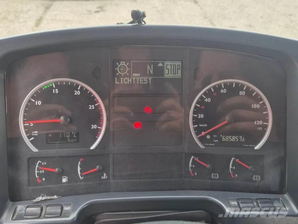 MAN 26 430 Вантажівки з гаковим підйомом