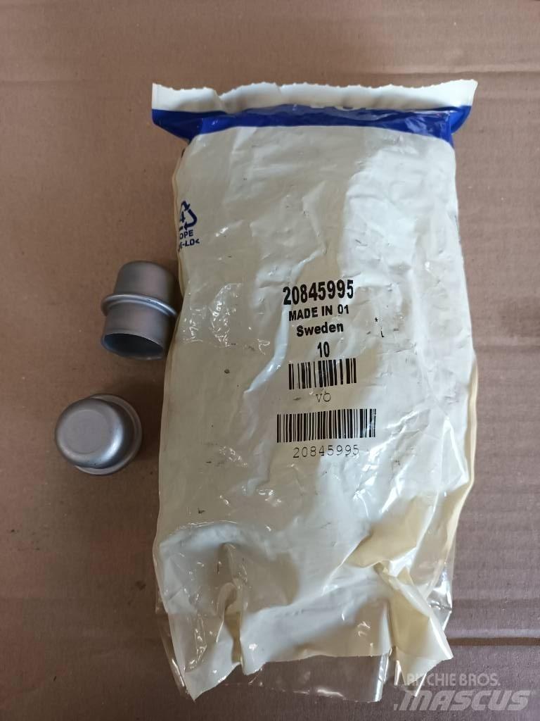 Volvo PLUG 20845995 Двигуни