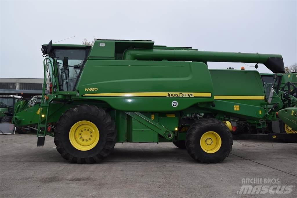 John Deere W 650 Зернозбиральні комбайни