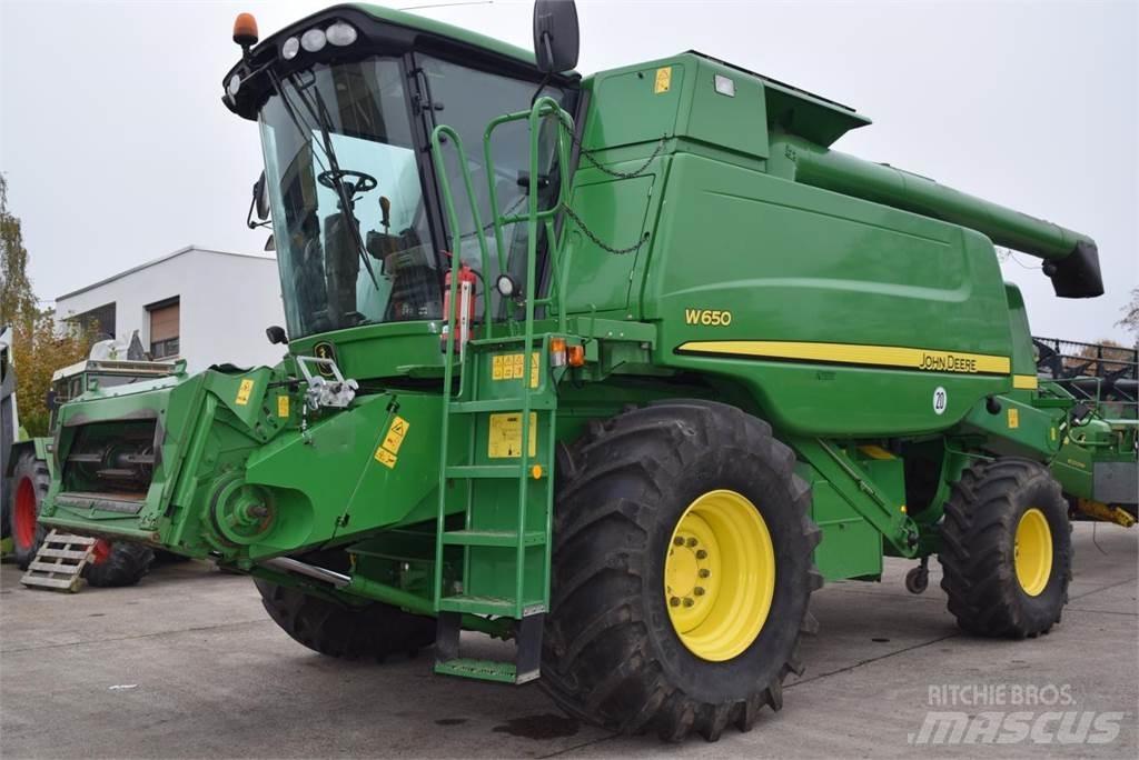 John Deere W 650 Зернозбиральні комбайни