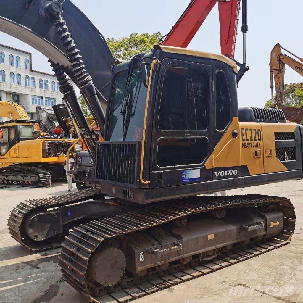 Volvo EC 220 Гусеничні екскаватори