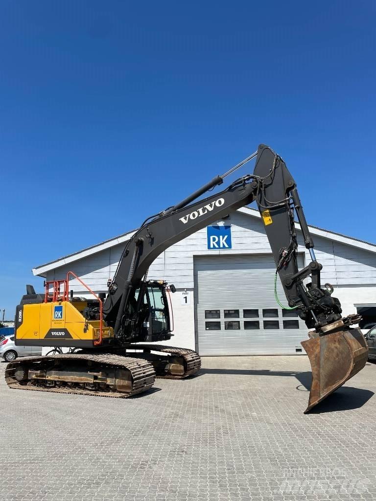 Volvo EC 250 E Гусеничні екскаватори