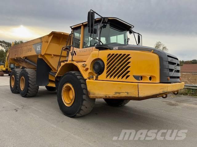Volvo A 25 E Зчленовані самоскиди
