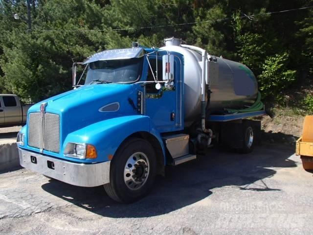 Kenworth T 300 Комбі/Вакуумні вантажівки
