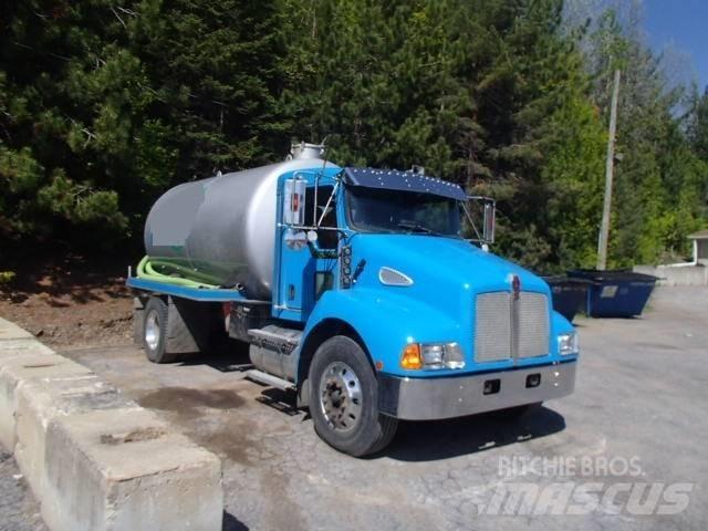 Kenworth T 300 Комбі/Вакуумні вантажівки