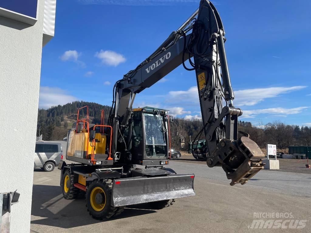 Volvo EW160E Колісні екскаватори