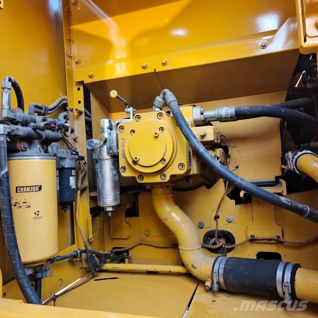 CAT 320 GC Гусеничні екскаватори