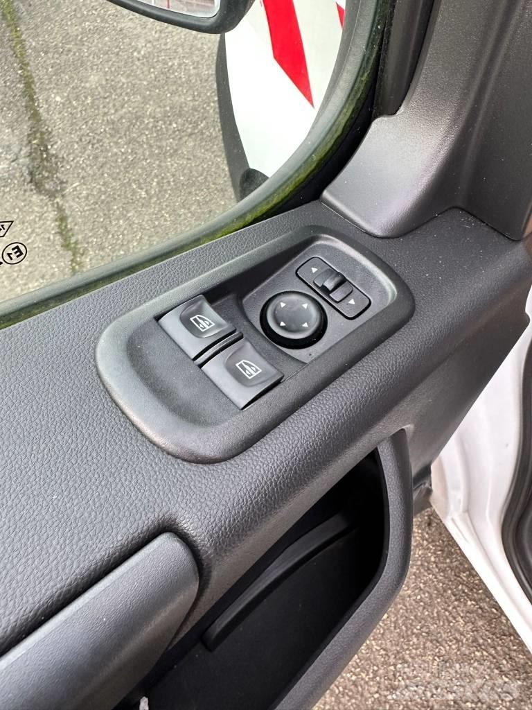 Renault Master Вишки-причепи