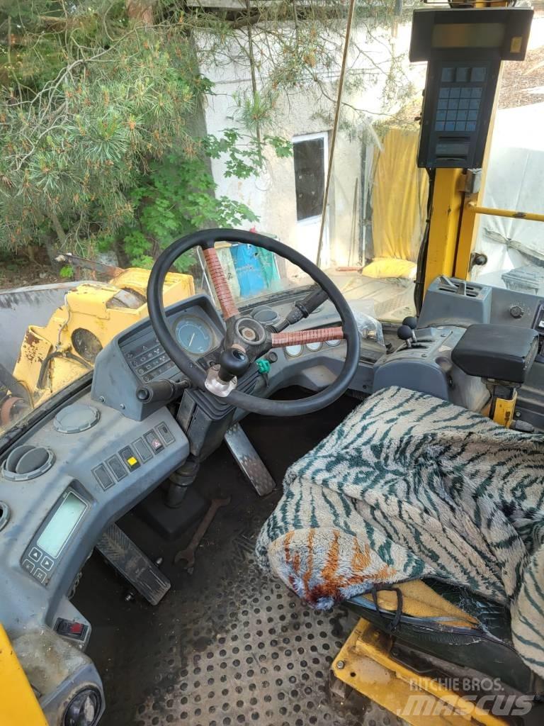 Volvo BM L 150 Фронтальні навантажувачі