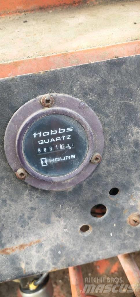 Eaves E-155 Інше