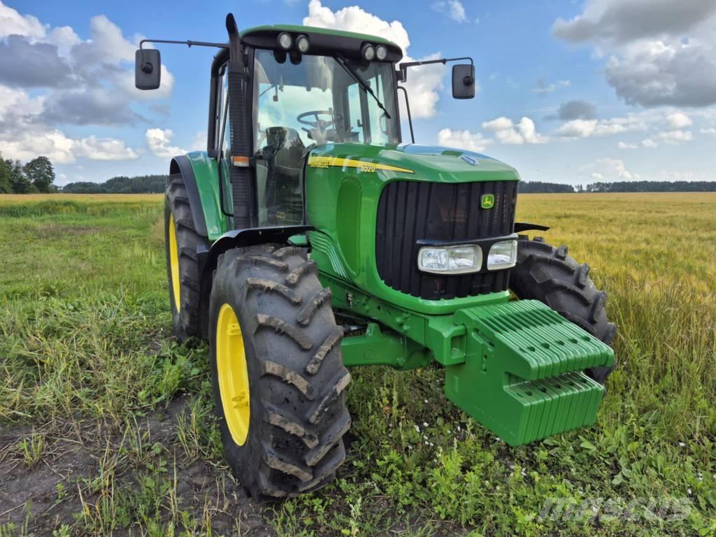 John Deere 6520 Трактори