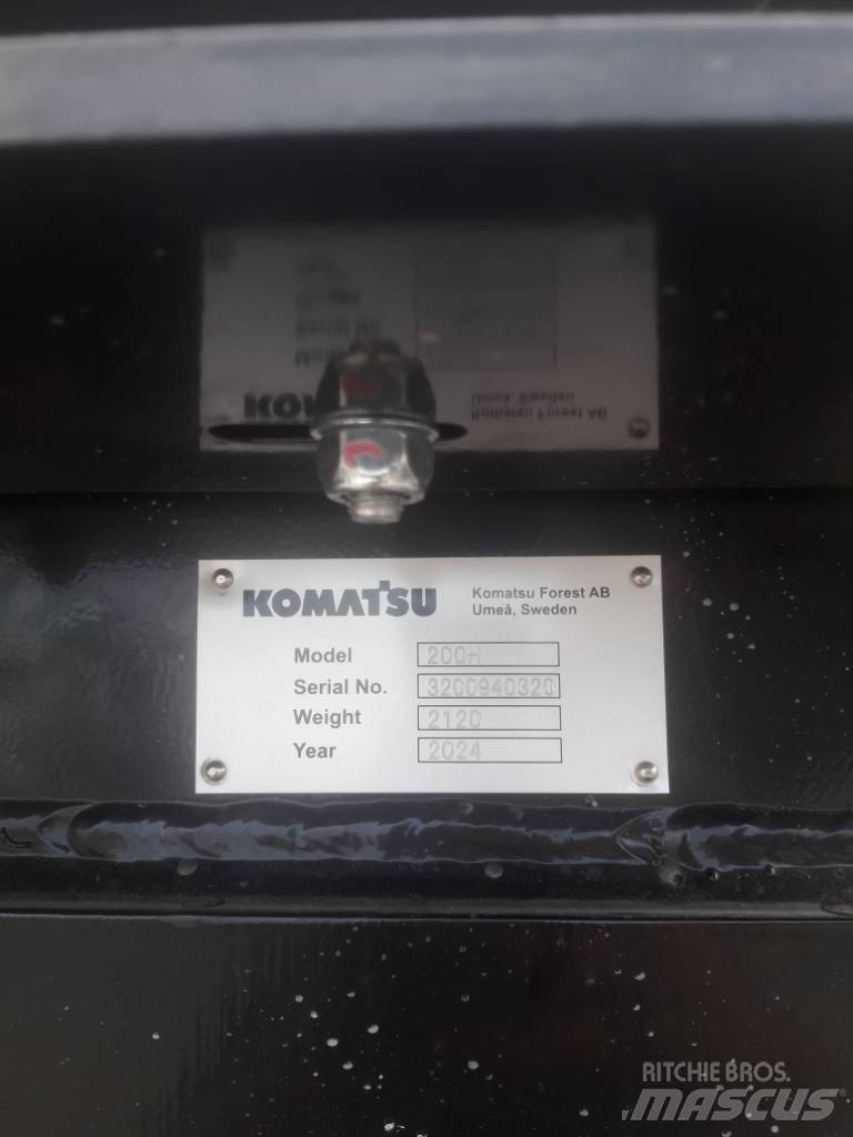 Komatsu 200H Крани лісозаготівельних машин