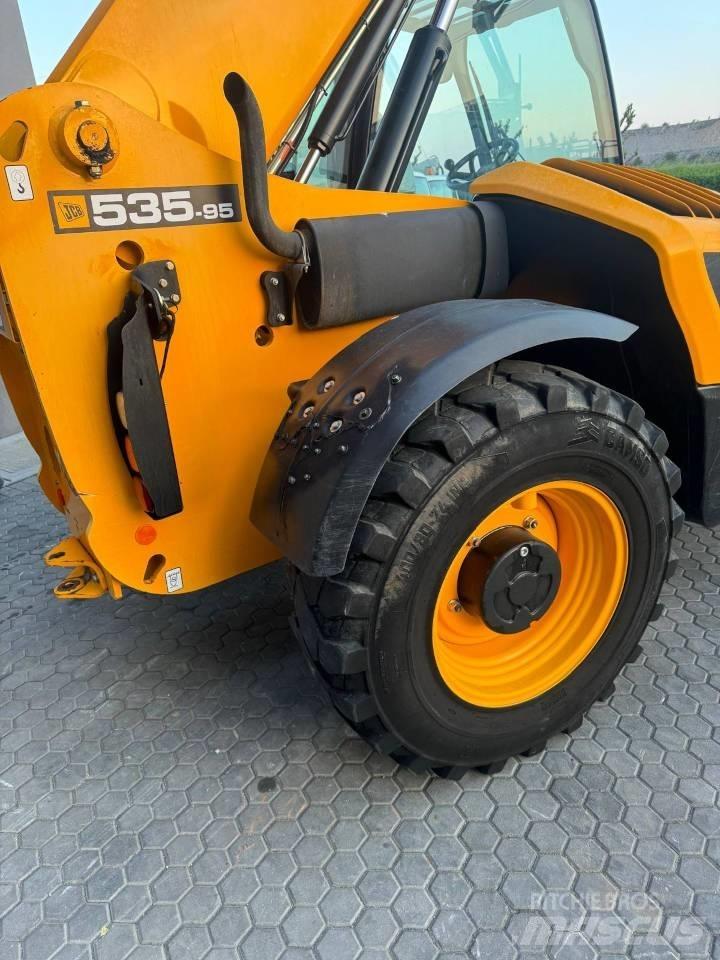 JCB 535-95 Телескопічні навантажувачі