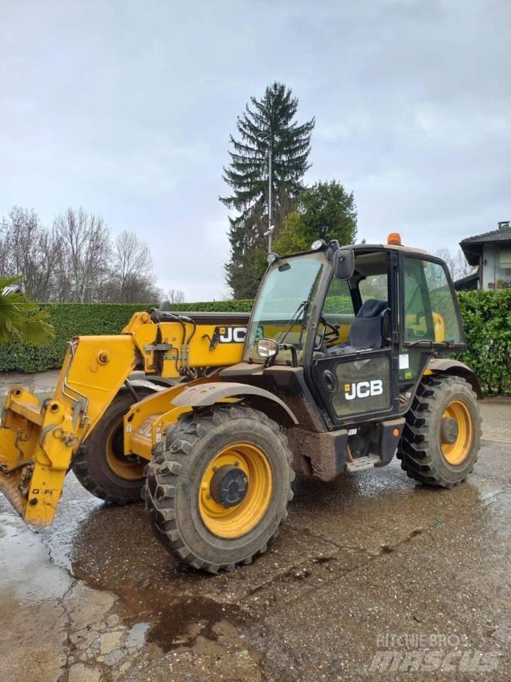 JCB 535-95 Телескопічні навантажувачі