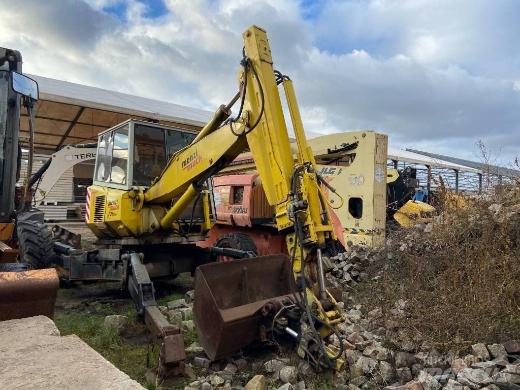 Menzi Muck 6000 T Спеціальні екскаватори