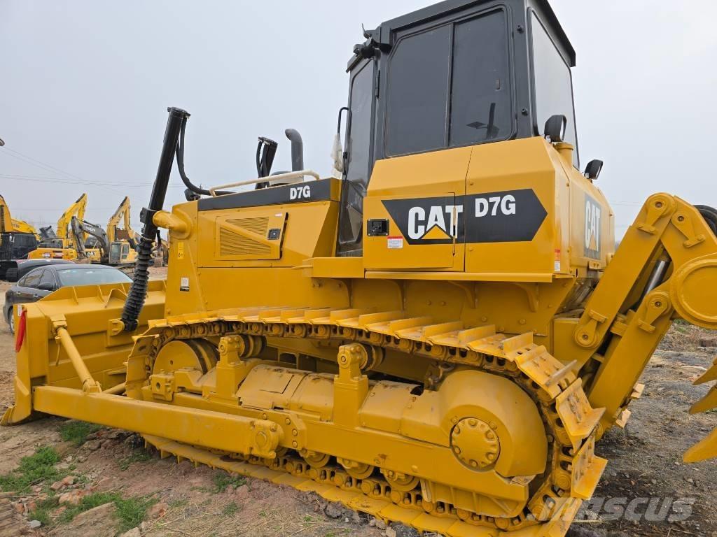 CAT D7G Гусеничні бульдозери