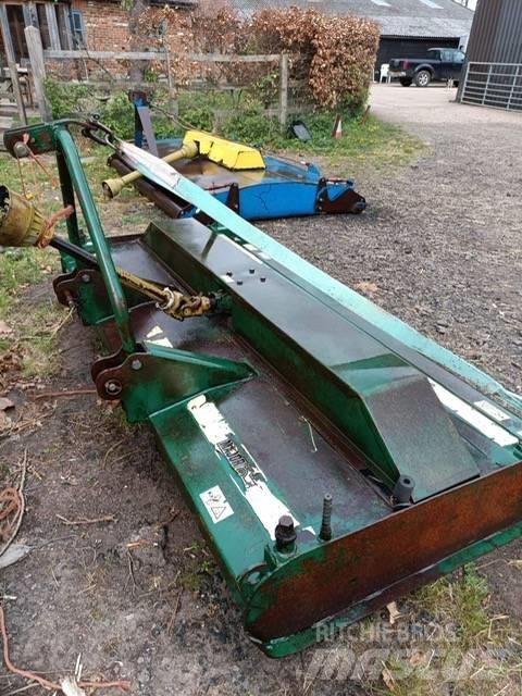 Major 8400 TOPPER Газонні і лукові косилки
