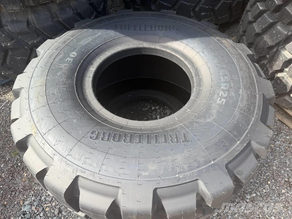 Trelleborg 750/65R25 Шини