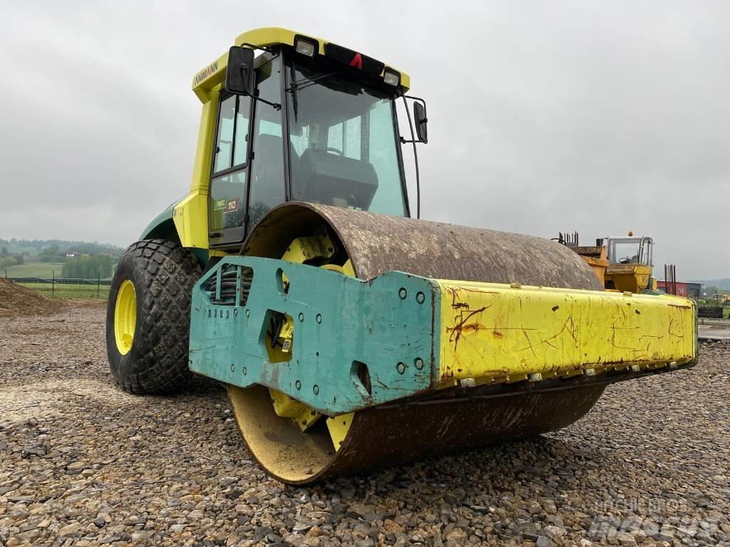 Ammann ASC 110 Грунтові котки