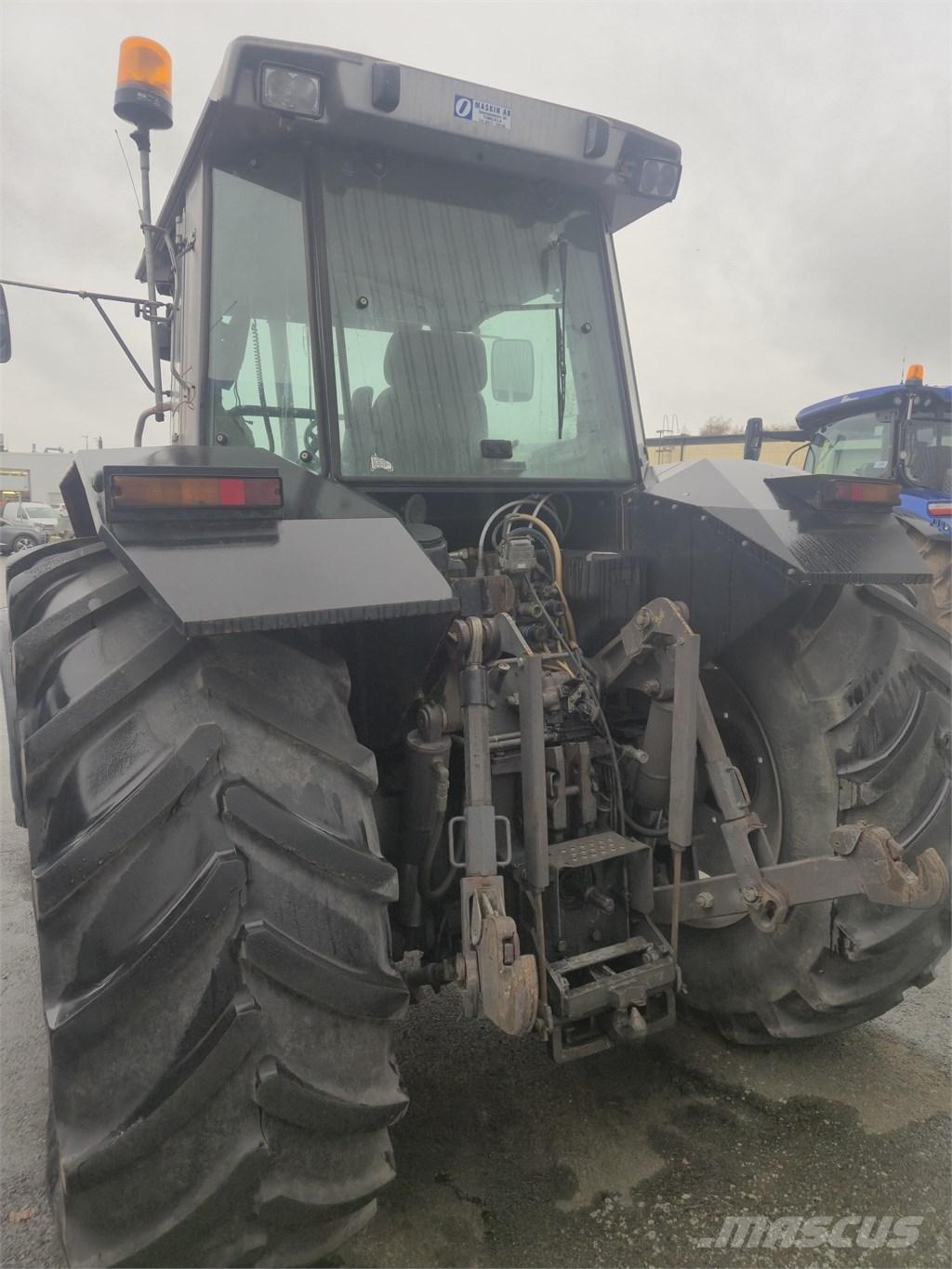 Massey Ferguson 3670 Трактори