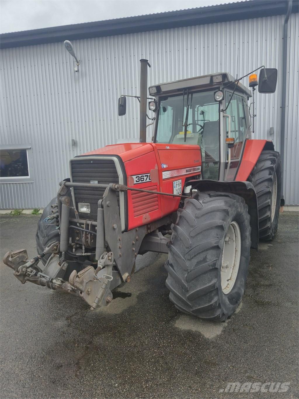 Massey Ferguson 3670 Трактори