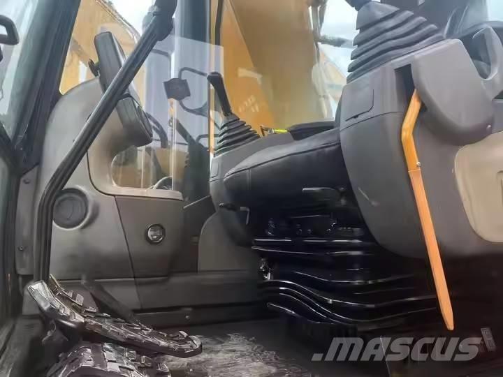 CAT 325 D Гусеничні екскаватори