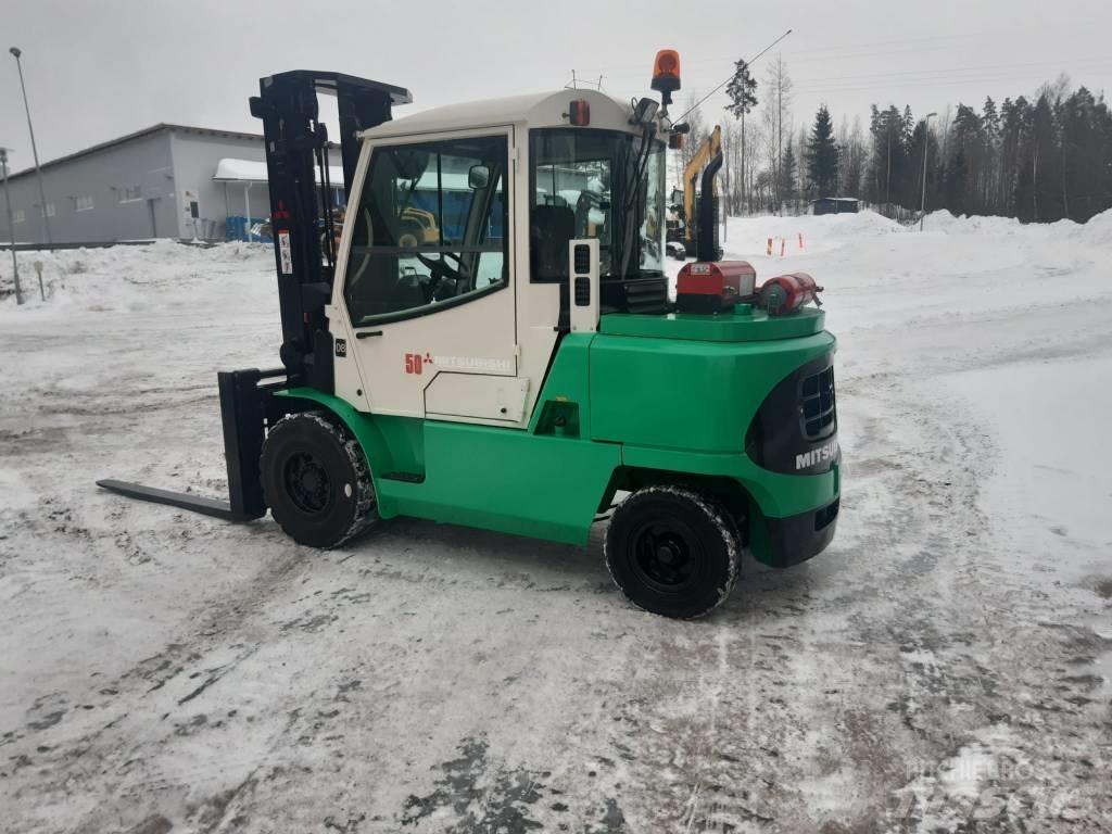 Mitsubishi FD50K Дизельні навантажувачі