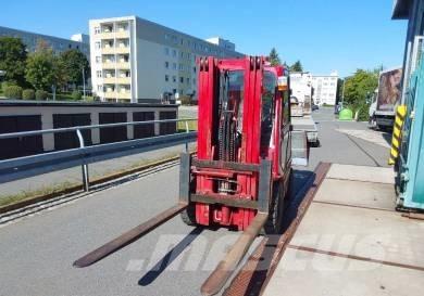 Manitou MI 30 D Дизельні навантажувачі