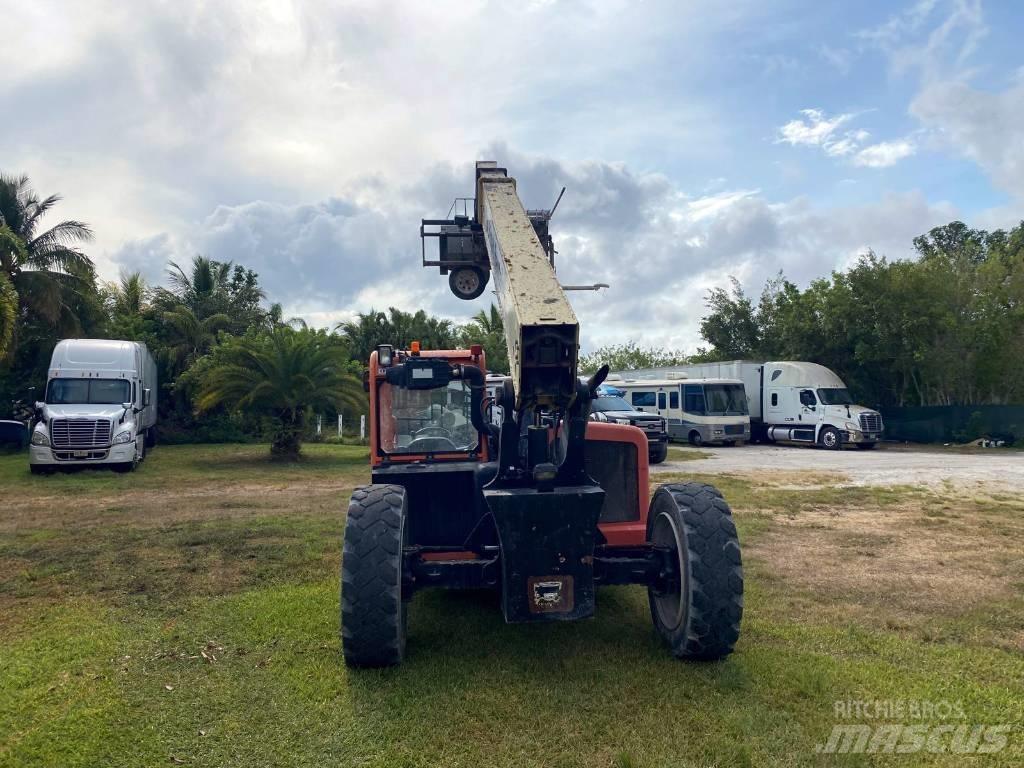 JLG G 6-42 A Телескопічні навантажувачі