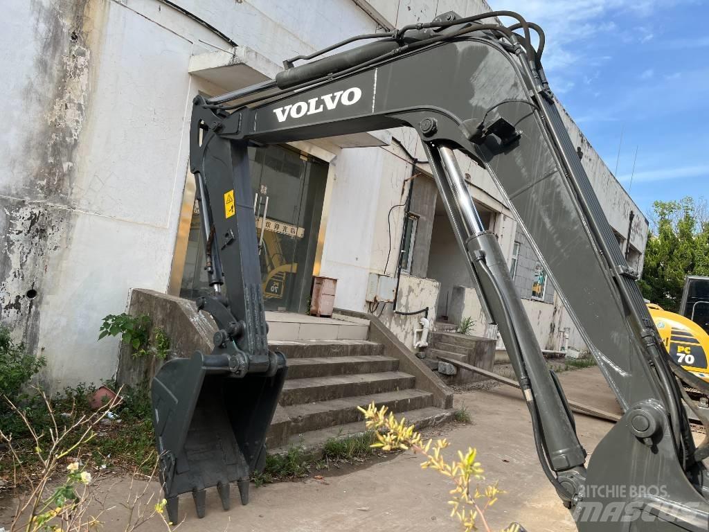 Volvo EC 60 Гусеничні екскаватори