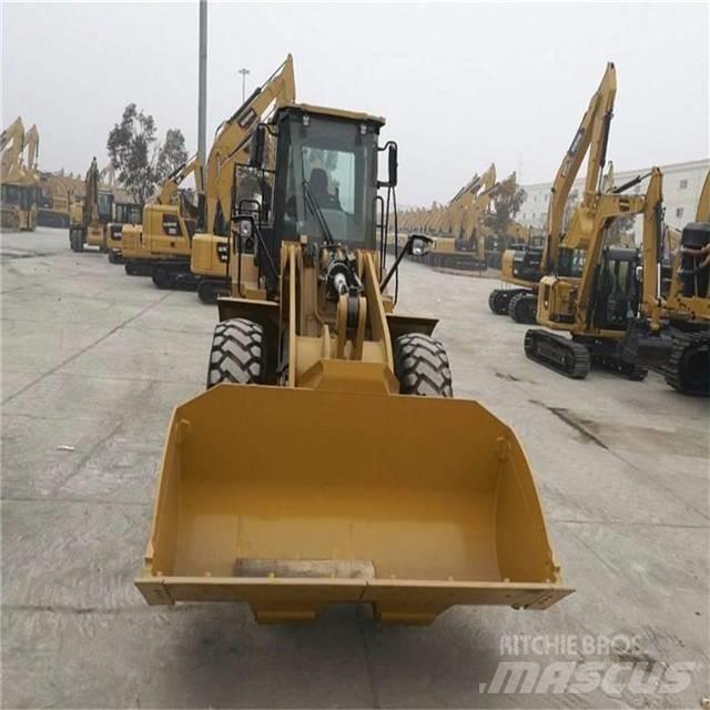 CAT 950G Фронтальні навантажувачі