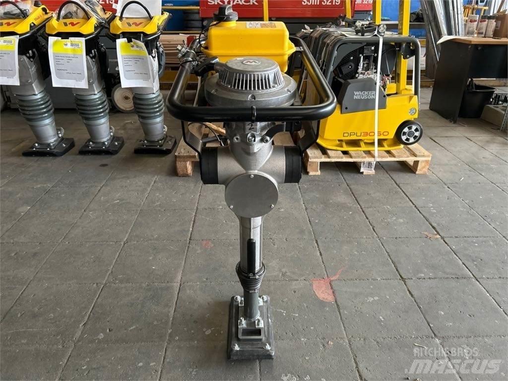 Wacker Neuson BS30 Трамбувальники