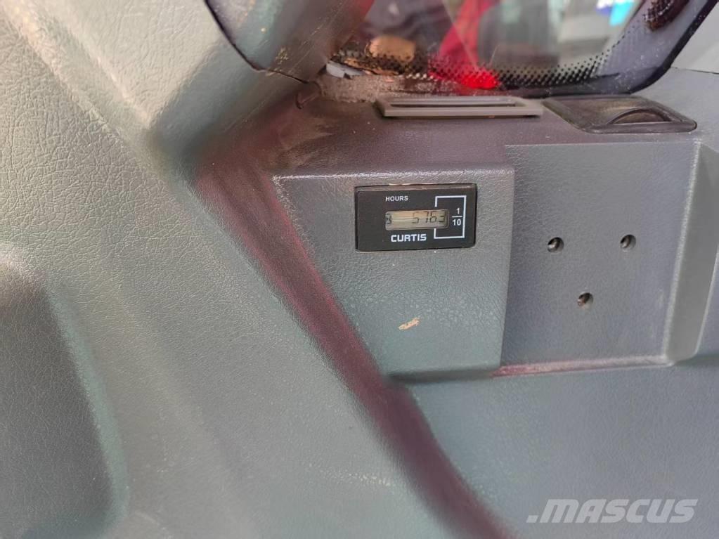 Doosan DX 345LC-9C Гусеничні екскаватори