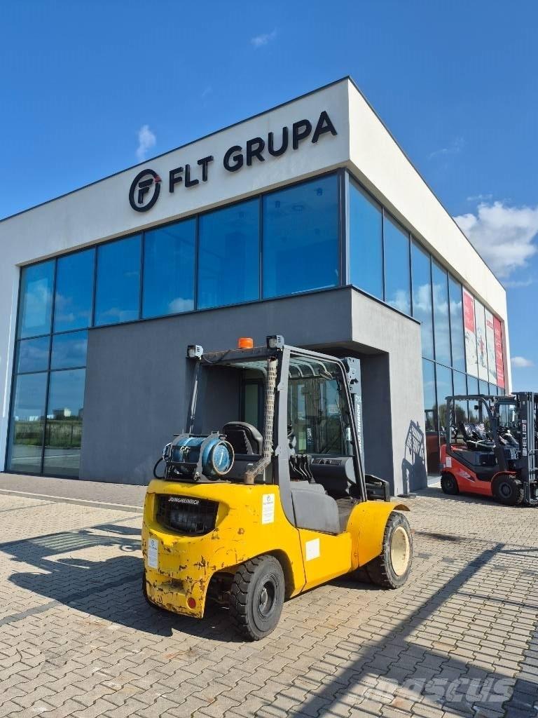Jungheinrich TFG 430 Газові навантажувачі