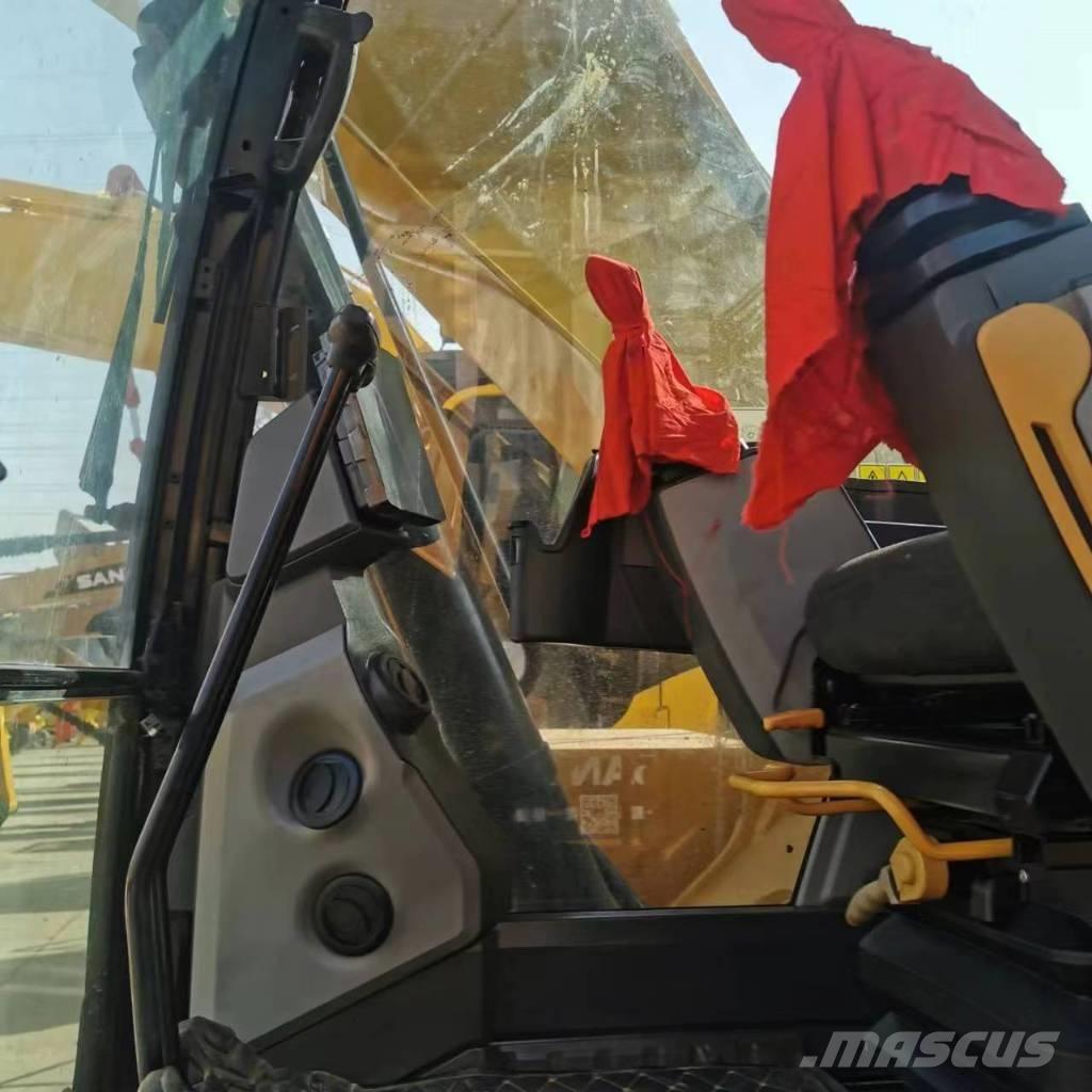 CAT 320 GC Гусеничні екскаватори