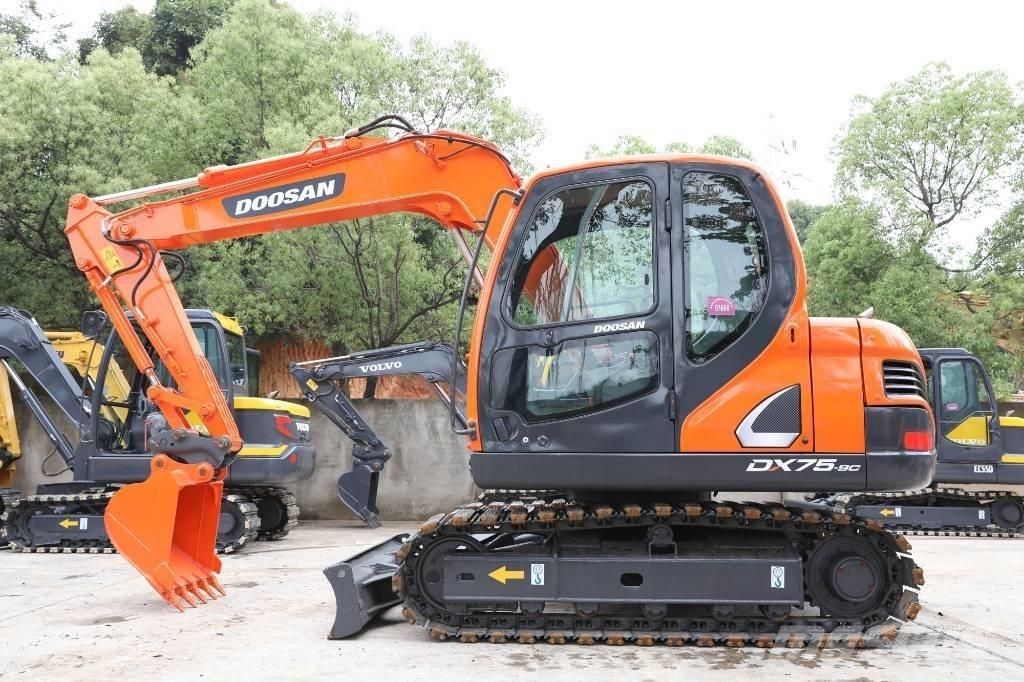 Doosan DX 75-9 C Міні-екскаватори < 7т