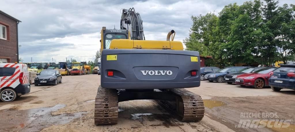 Volvo EC 210 B Гусеничні екскаватори