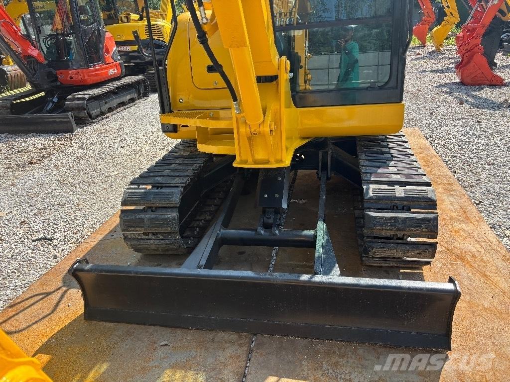 Komatsu PC 56-7 Міні-екскаватори < 7т