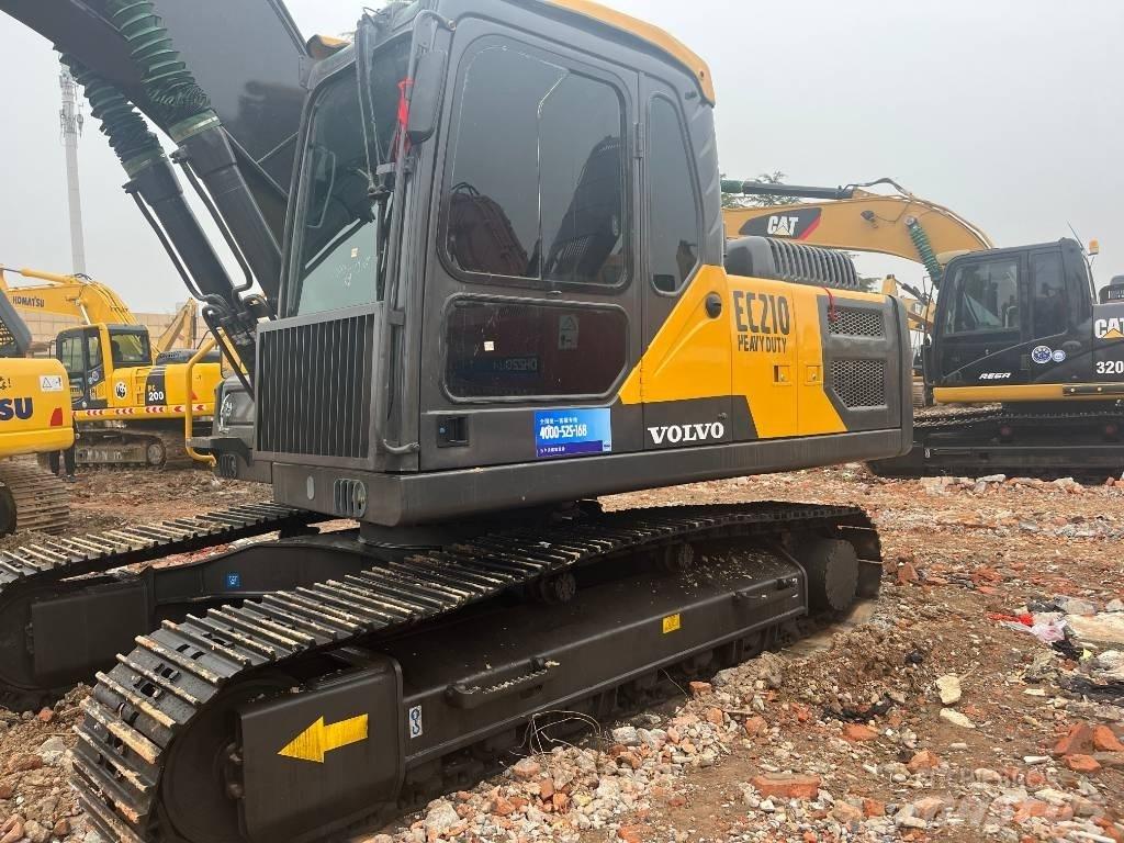 Volvo EC 210 B LC Гусеничні екскаватори