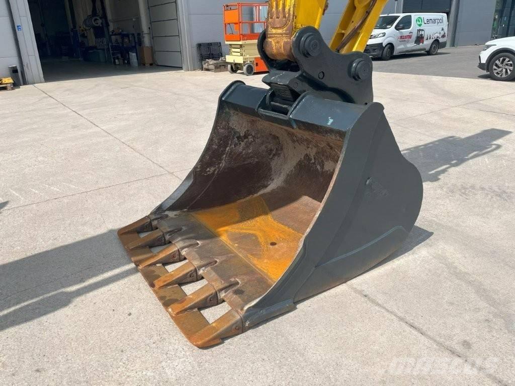 Komatsu PC 210 LC-11 Гусеничні екскаватори