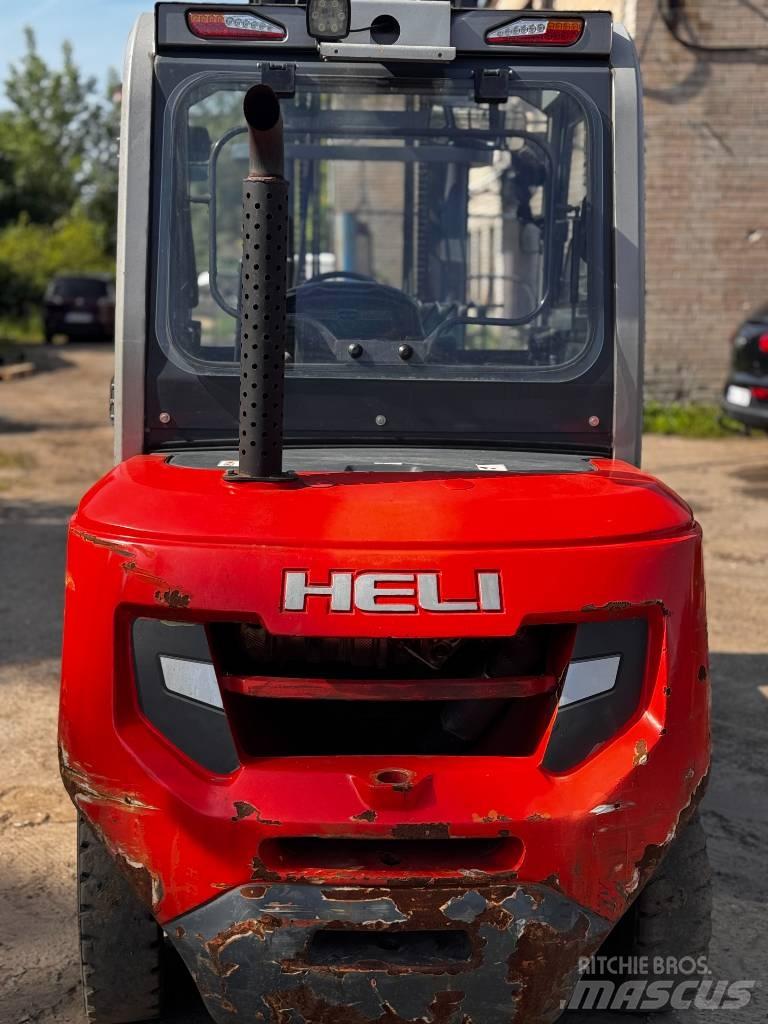 Heli CPCD 50 Дизельні навантажувачі