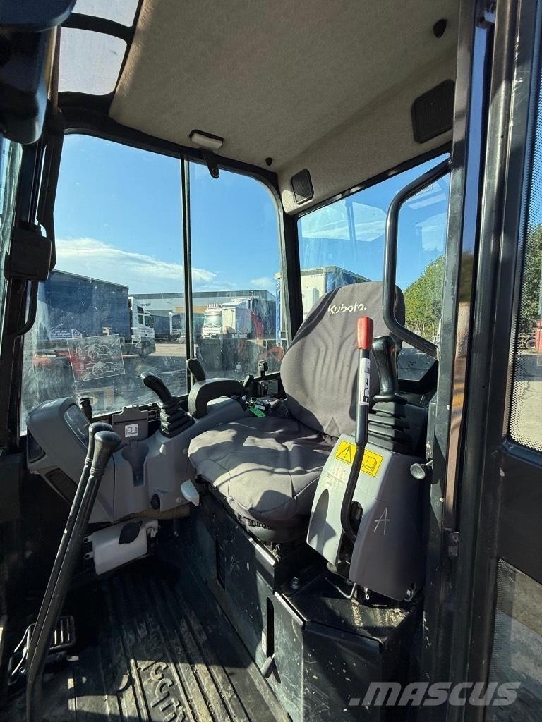 Kubota U 27-4 Міні-екскаватори < 7т