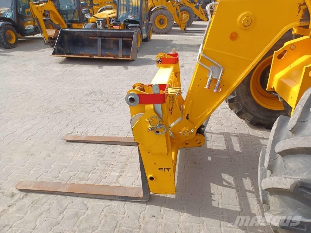 JCB 535-95 Телескопічні навантажувачі