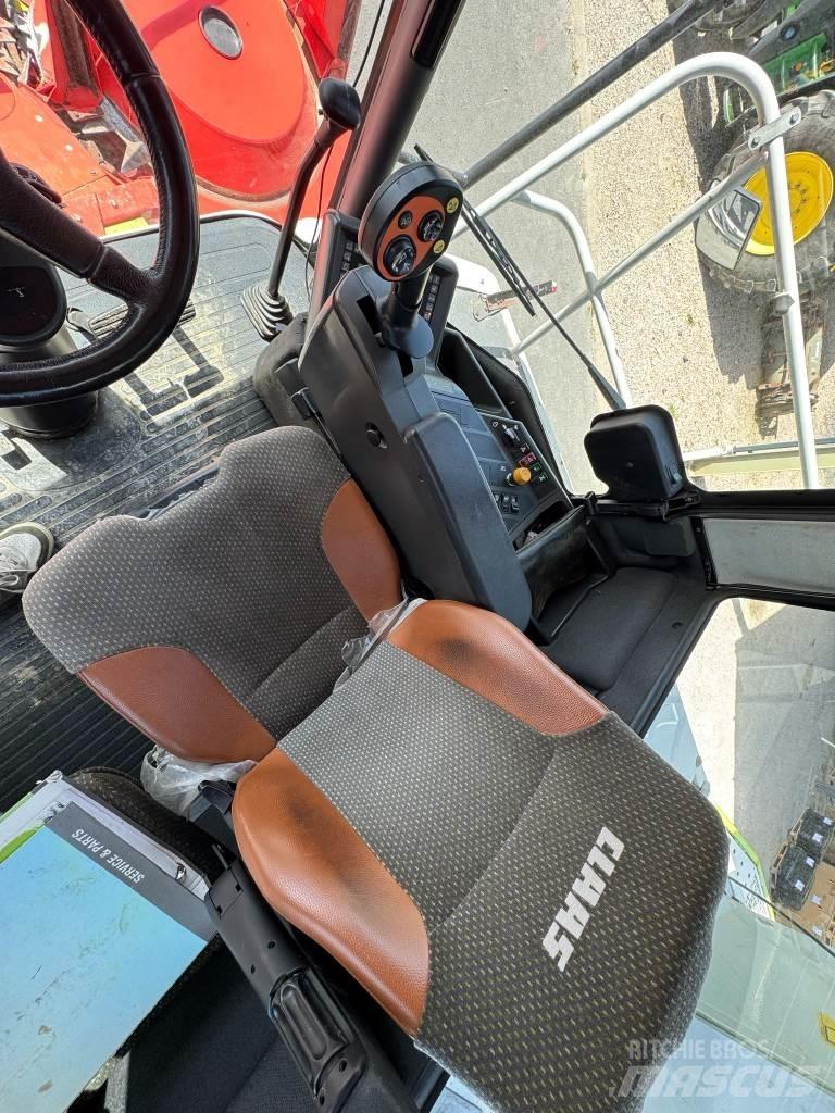 CLAAS JAGUAR 830 Фуражні комбайни