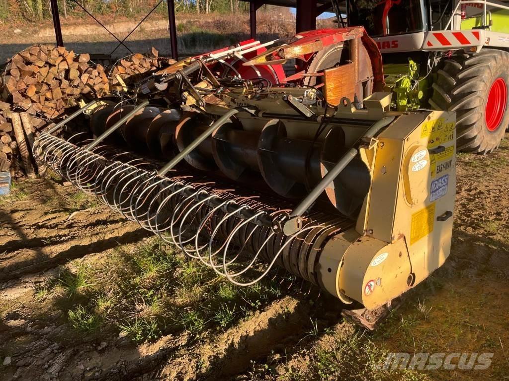 CLAAS JAGUAR 830 Фуражні комбайни