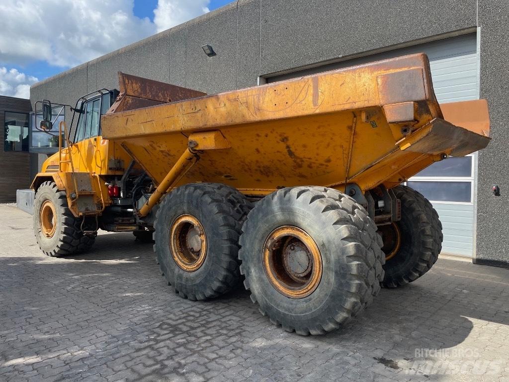 Terex TA27 Зчленовані самоскиди