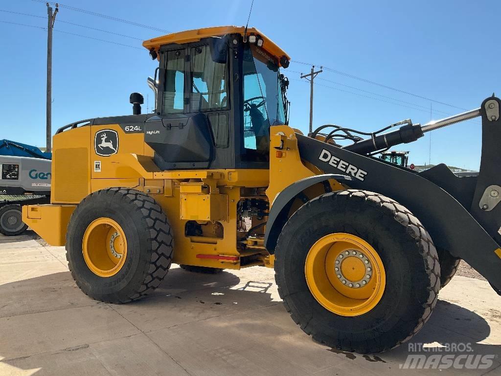 John Deere 624L Фронтальні навантажувачі