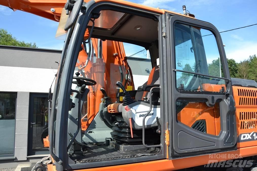 Doosan DX 140 W Колісні екскаватори